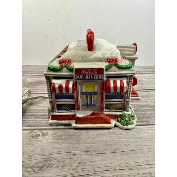 COCA COLA Town Square Building Dinner Restaurant 1992 Iluminated RETIRED - Picture 9 of 16